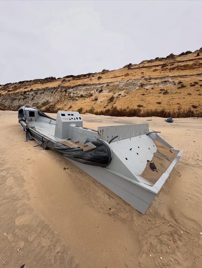 Basura en las playas de Doñana. Enrique Herrero (Quique Bolsitas)