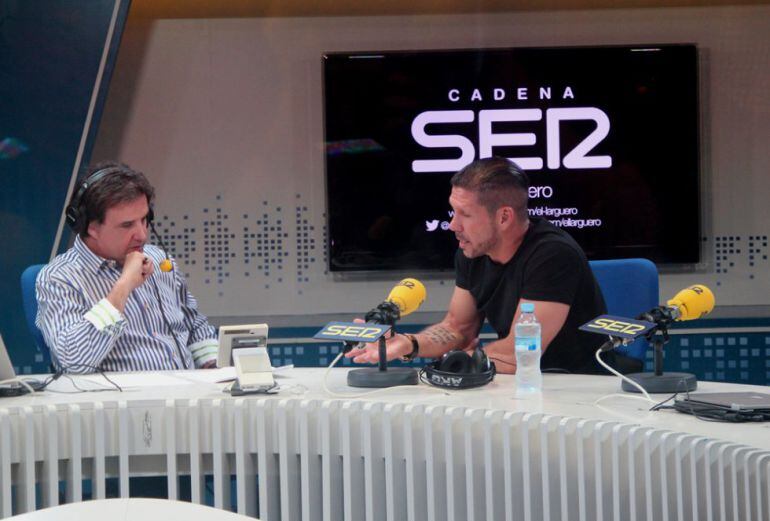 Simeone, junto a De la Morena