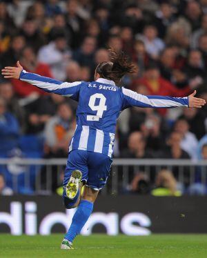 Sergio García celebra un gol en el Bernabéu con la camiseta del Espanyol