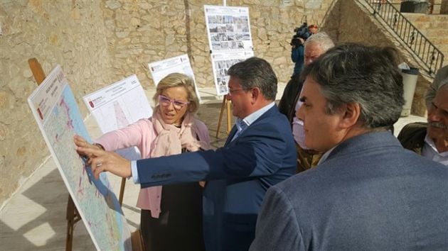 Adela Martínez-Cachá inauguró esta obra en 2.016, que según asegura el alcalde, Mario Cervera, no se ha puesto nunca en funcionamiento