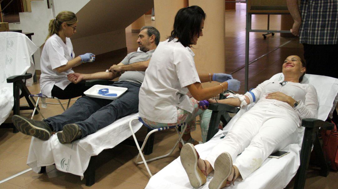 Donantes de sangre en la Universidad de Jaén.