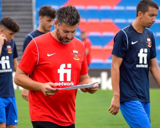 Fernando Estévez va sacando conclusiones sobre el rendimiento de su plantilla