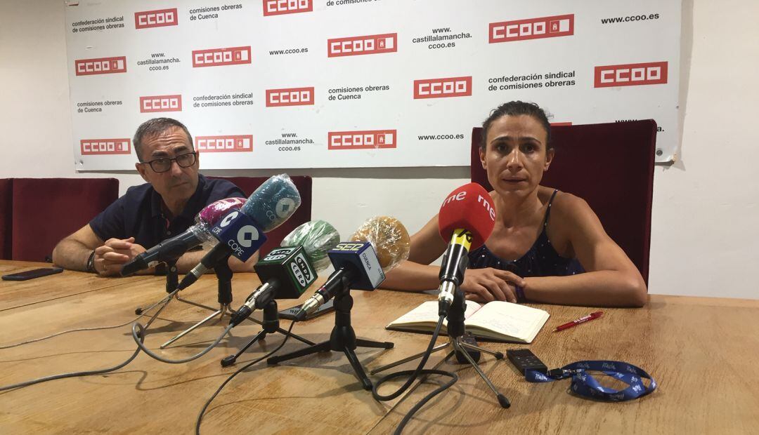 Mesas y De la Rosa en la rueda de prensa