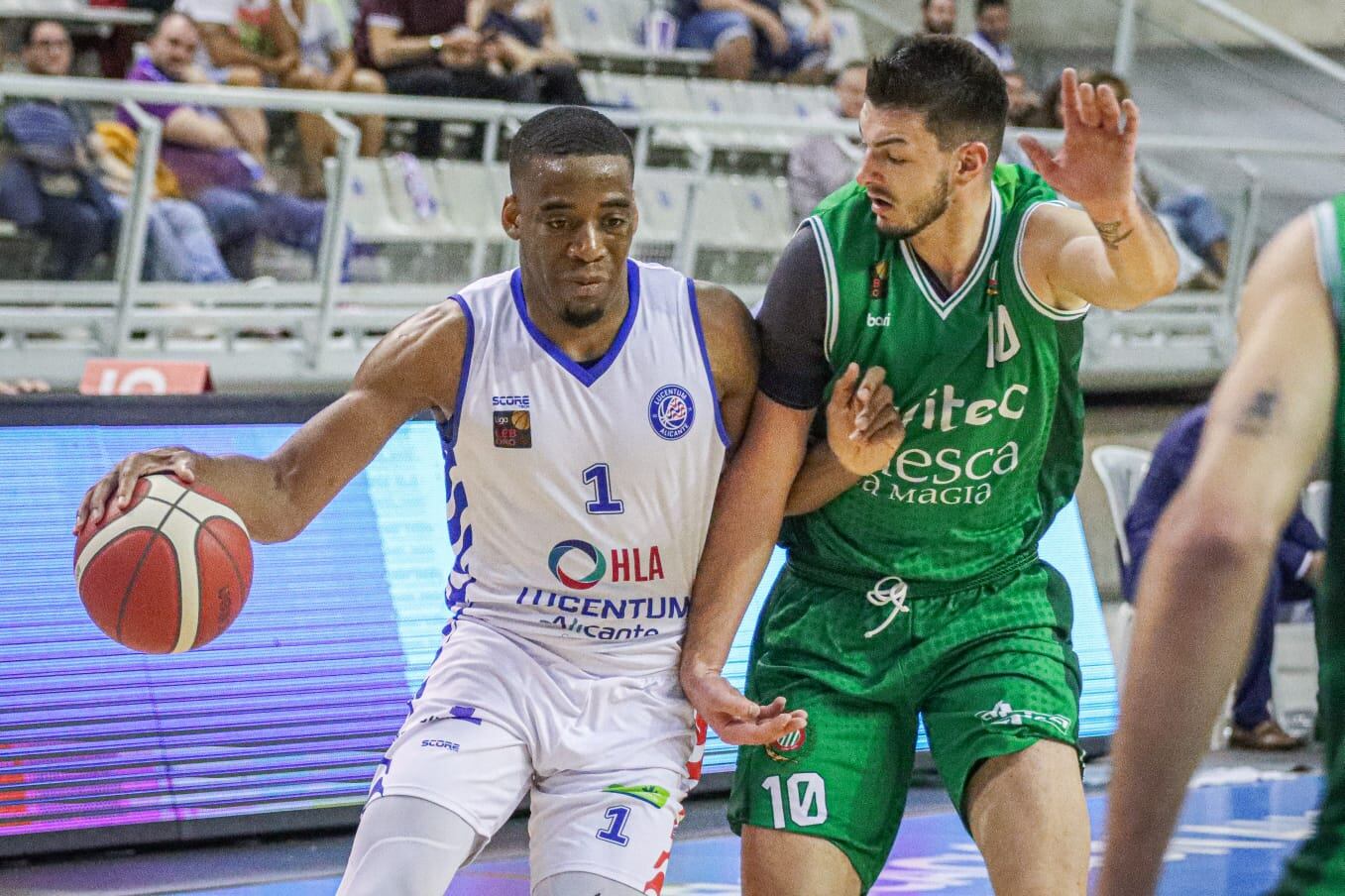 Zaid Hearst, jugador del HLA Alicante