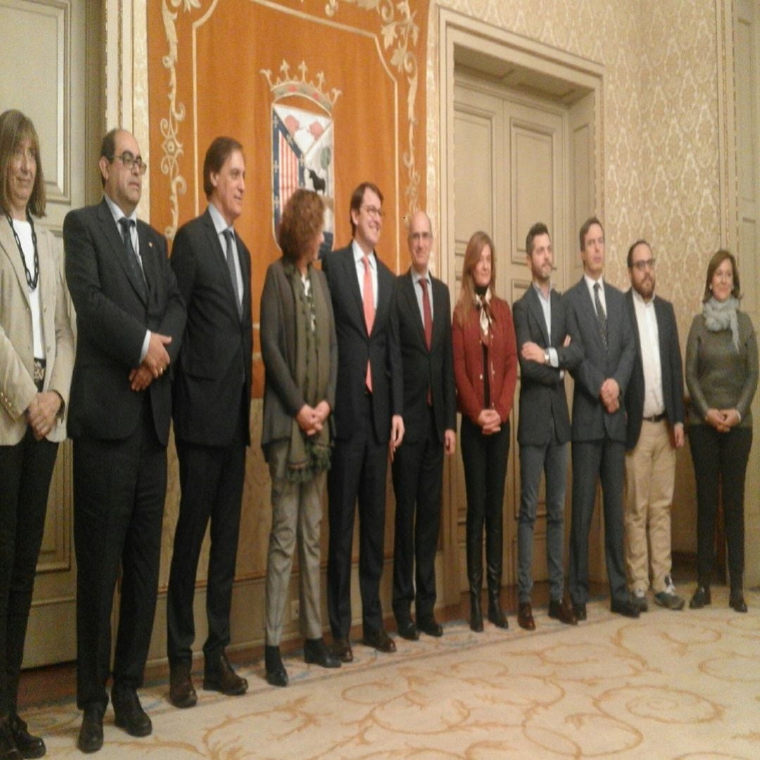 Fernández Mañueco, con su equipo de gobierno municipal