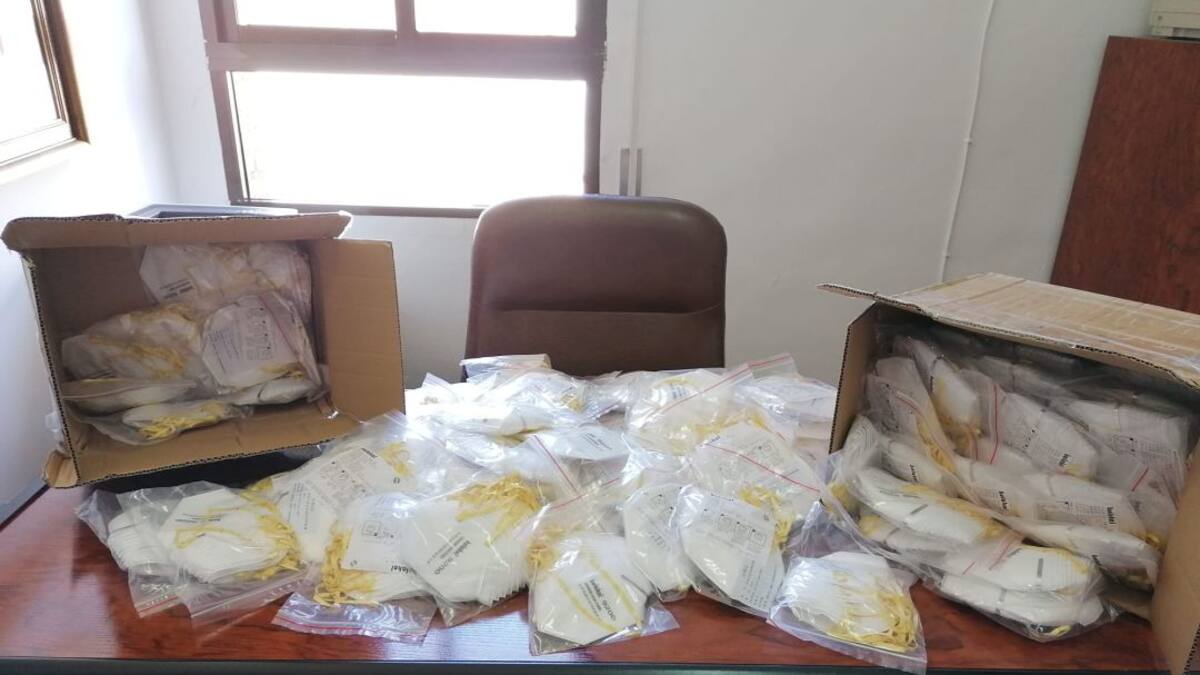 Segurilla reparte 'casa por casa' mascarillas