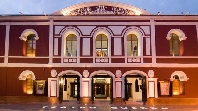 Fachada principal del Teatro Guerra de Lorca