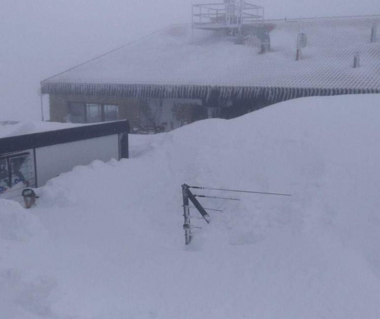 Imagen de laúltima gran nevada en la estación de esquí.