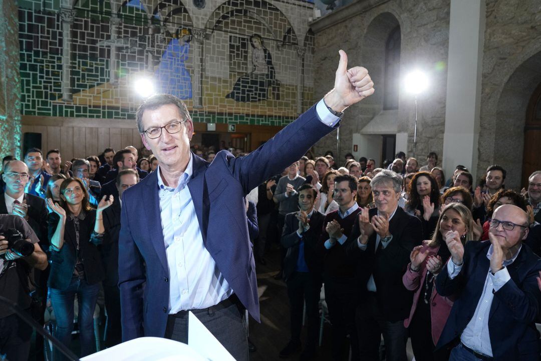 El presidente de Galicia y del PP de Galicia (PPdeG), Alberto Núñez Feijóo, tras presidir la Junta Directiva del PP gallego un día después de anunciar el adelanto electoral en Galicia al 5 de abril y tras confirmarse su candidatura para estas elecciones, en el Hotel Palacio del Carmen de Santiago de CompostelaGalicia (España) a 11 de febrero de 2020. POLITICA 
 Álvaro Ballesteros - Europa Press
 