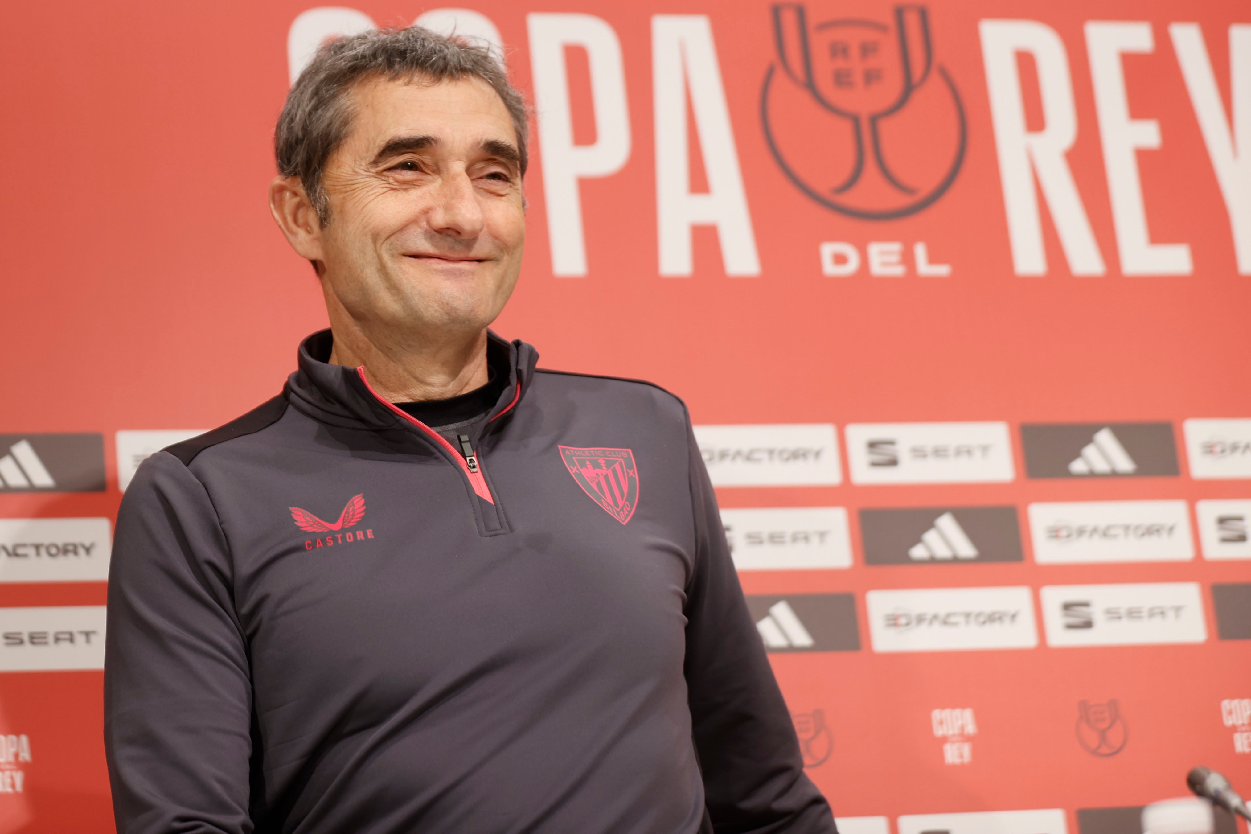 Ernesto Valverde atiende a los medios de comunicación tras un partido de Copa