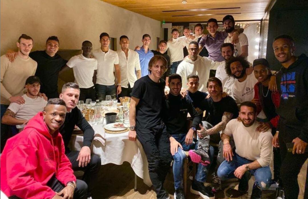 Los jugadores del Real Madrid celebraron su cena de Navidad.