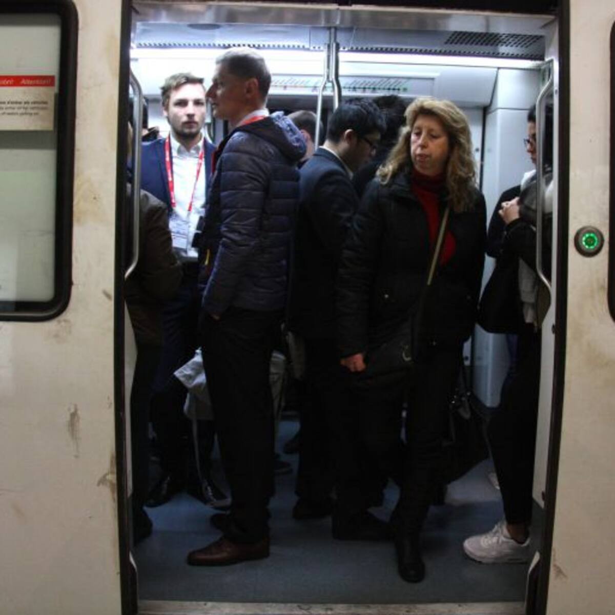 Vaga de zel al metro?