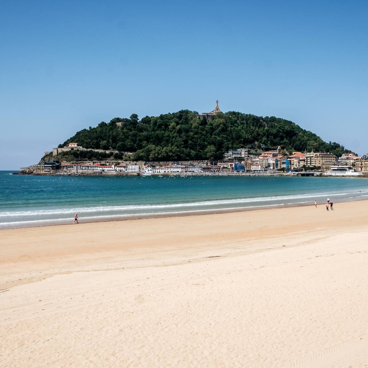 La prensa portuguesa se rinde a una playa española: "Es la mejor de Europa y tiene la mejor comida de Europa"