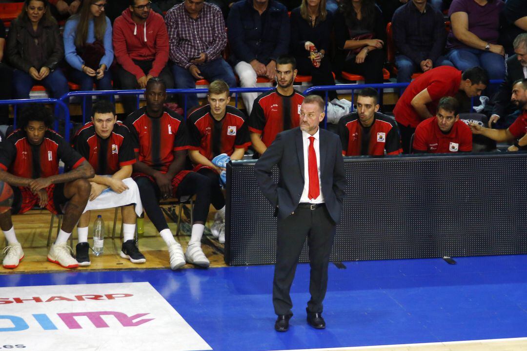 Néstor García, durante el partido ante el Barça de la pasada jornada.