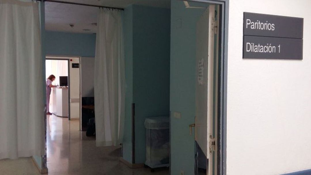 El Hospital Gra. Universitario de Elda "Virgen de la Salud" no permite el acompañamiento en el parto