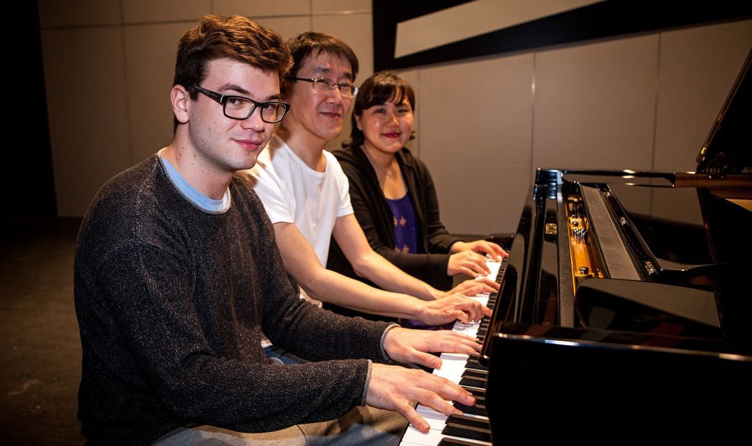 Satisfacción y nervios entre los tres finalistas del Premio &#039;Jaén&#039; de Piano