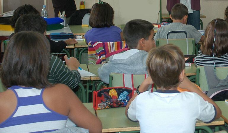 El &#039;Programa de formación de familias&#039; pretende aclarar a los progenitores aquellas dudas surgidas en el ámbito de la educación de los hijos