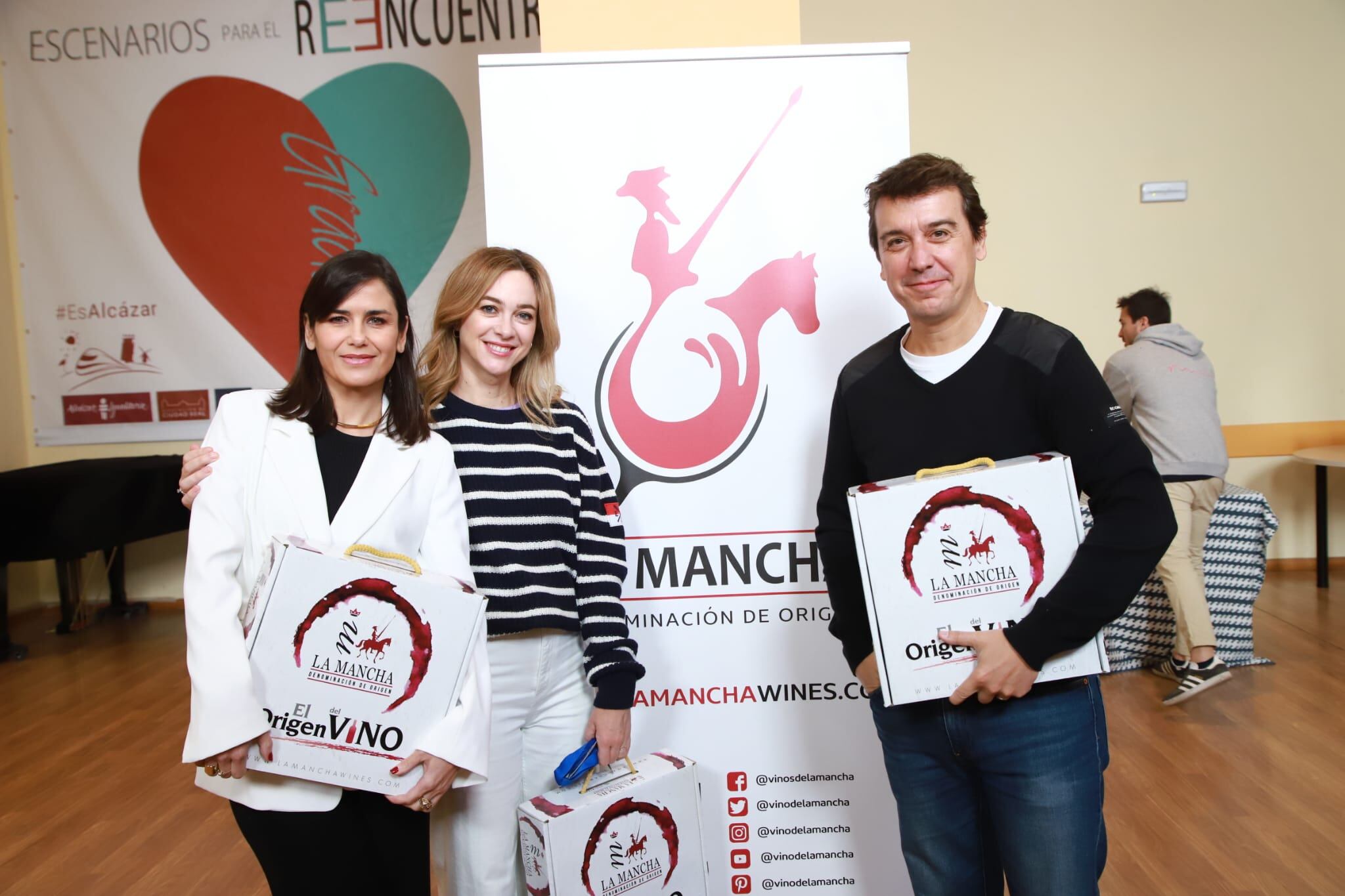 Elena Sánchez, Marta Hazas y Javier Veiga, ponentes de este domingo en el teatro Emilio Gavira de Alcázar