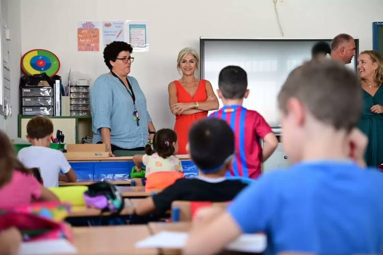 Más de 74.600 estudiantes de Infantil, Primaria y Educación Especial comienzan el lunes el colegio en Almería.