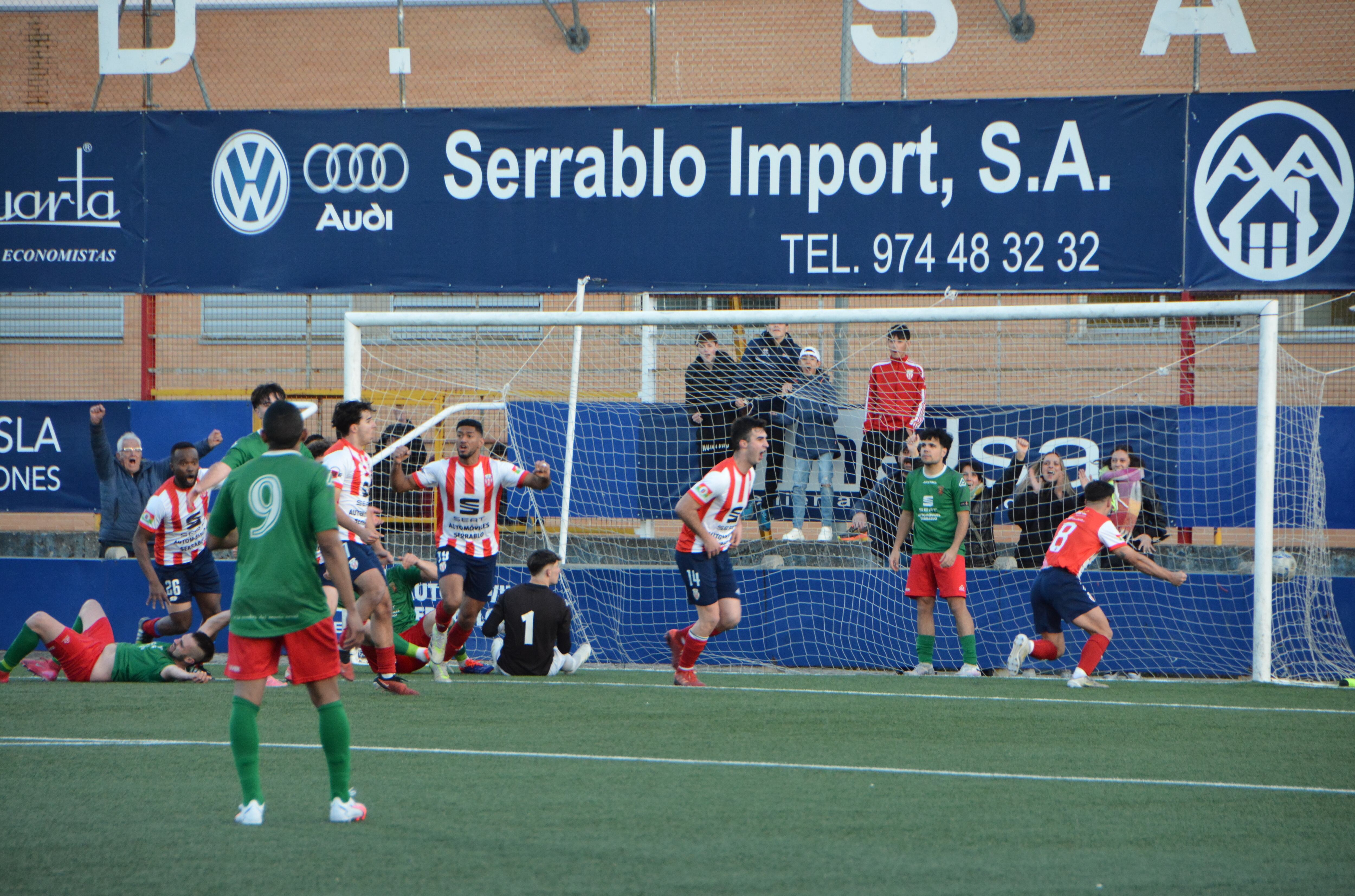 Partido disputado este sábado en Sabiñánigo. Foto Pirineo Aragonés