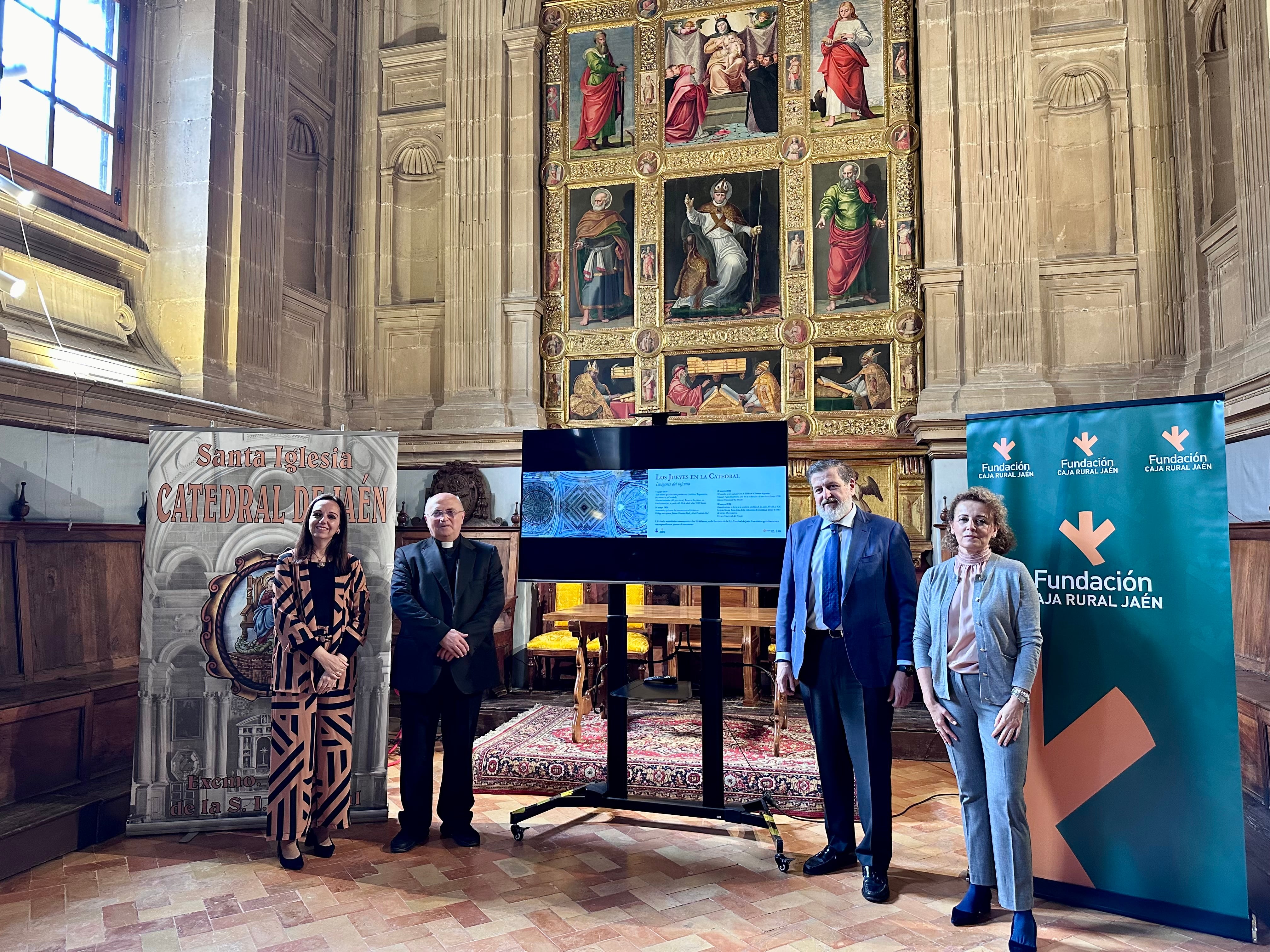 Presentación de Los Jueves en la Catedral