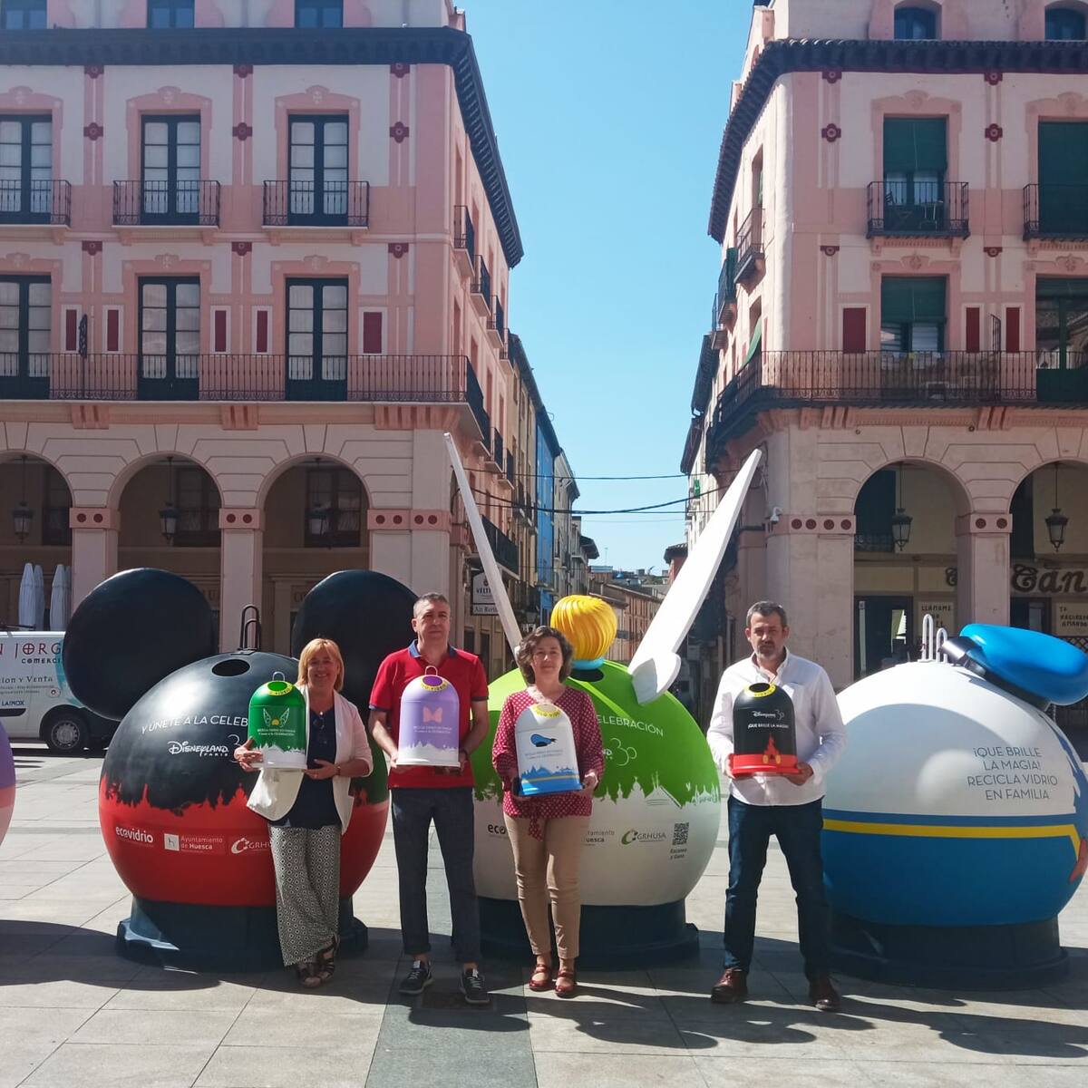 Huesca recicla vidrio con Mickey, Daisy, el Pato Donald y Campanilla