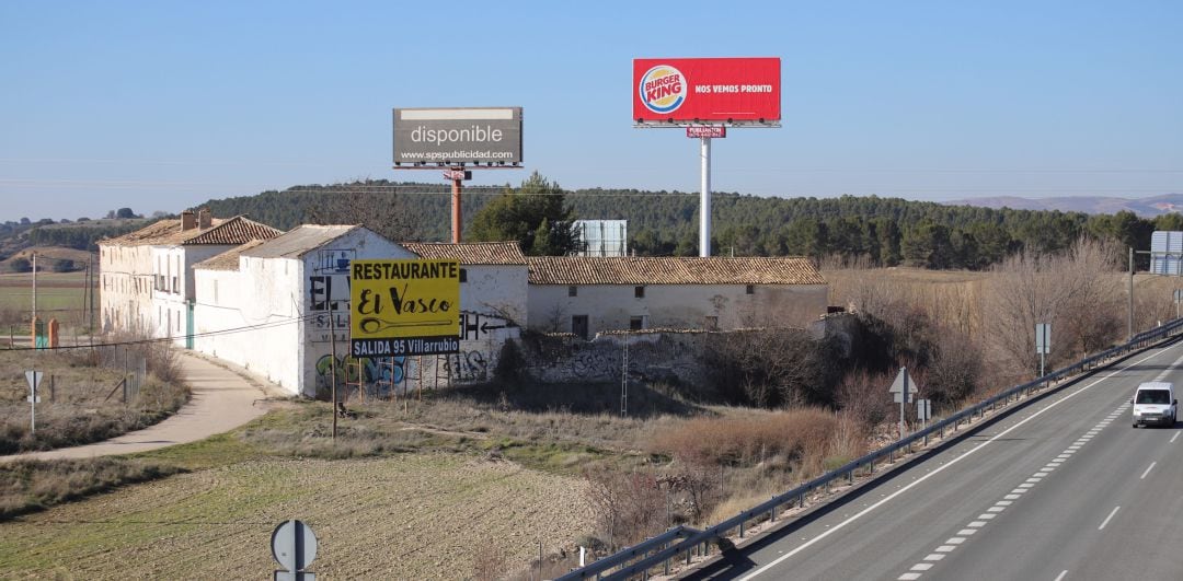 Villas Viejas, al pie de la autovía A-3, en Cuenca.