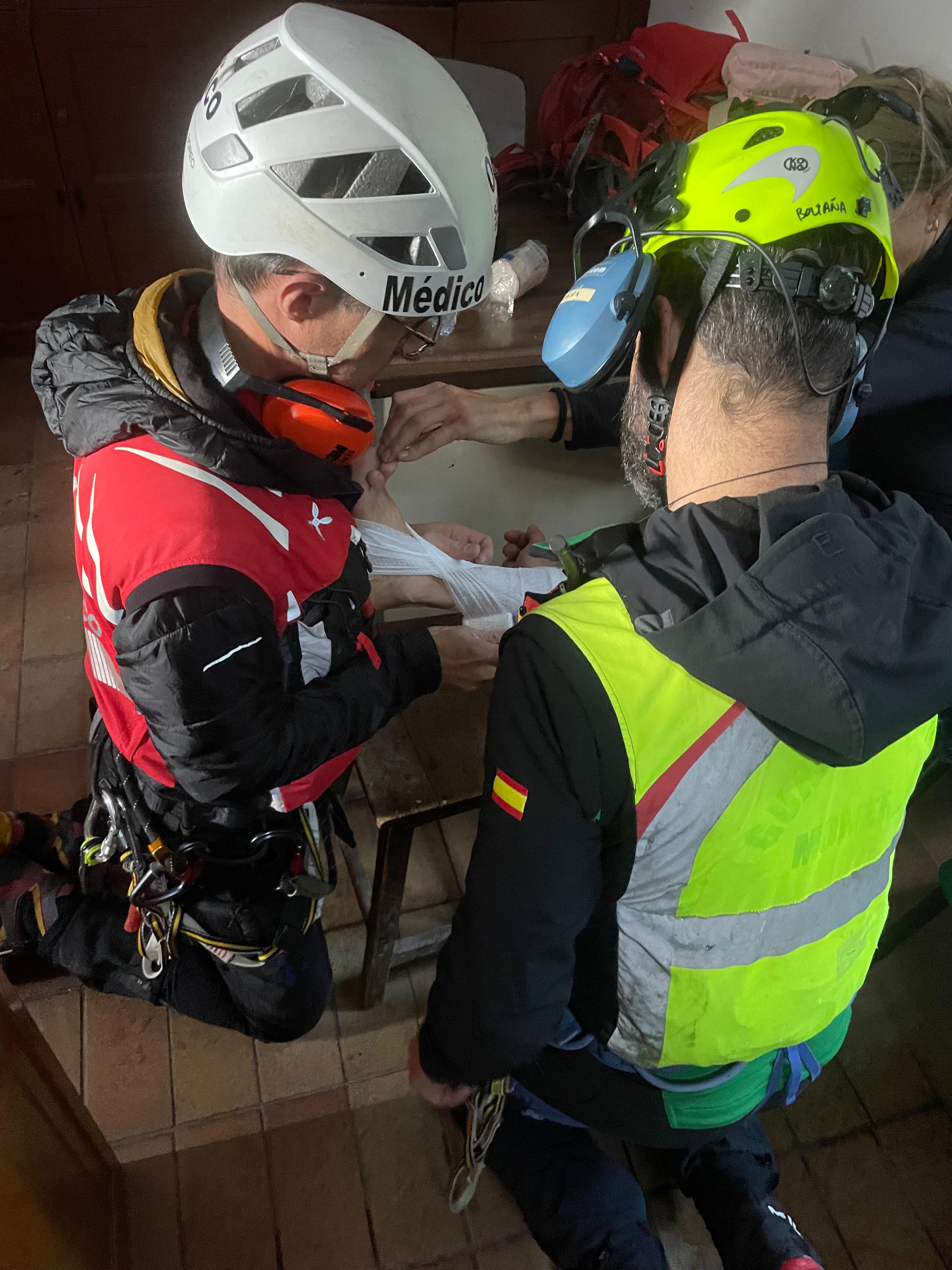 Una senderista sufrió un esguince de tobillo en una ruta junto al refugio de Góriz