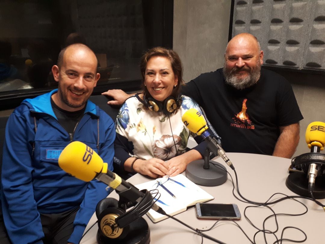 De izquierda a derecha: Iñaki Ansola, Mireia alonso y Rubén Markina