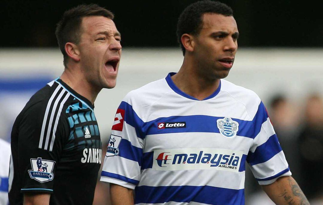 John Terry y Anton Ferdinand, en un partido entre el Chelsea y el QPR.