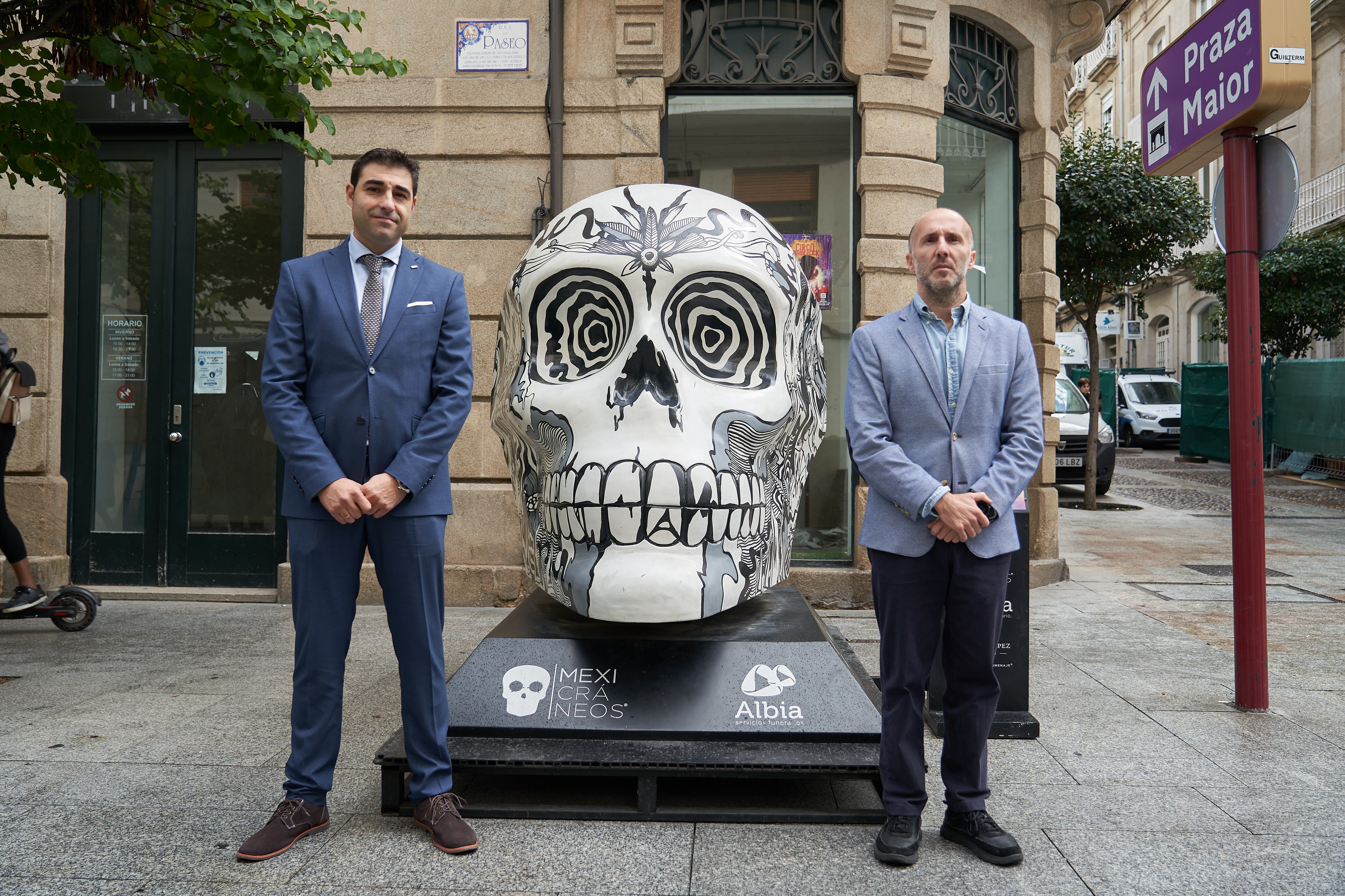 Rubén Deus, gerente del Grupo Albia y Gonzalo Pérez, alcalde de Ourense en la presentación de Mexicráneos
