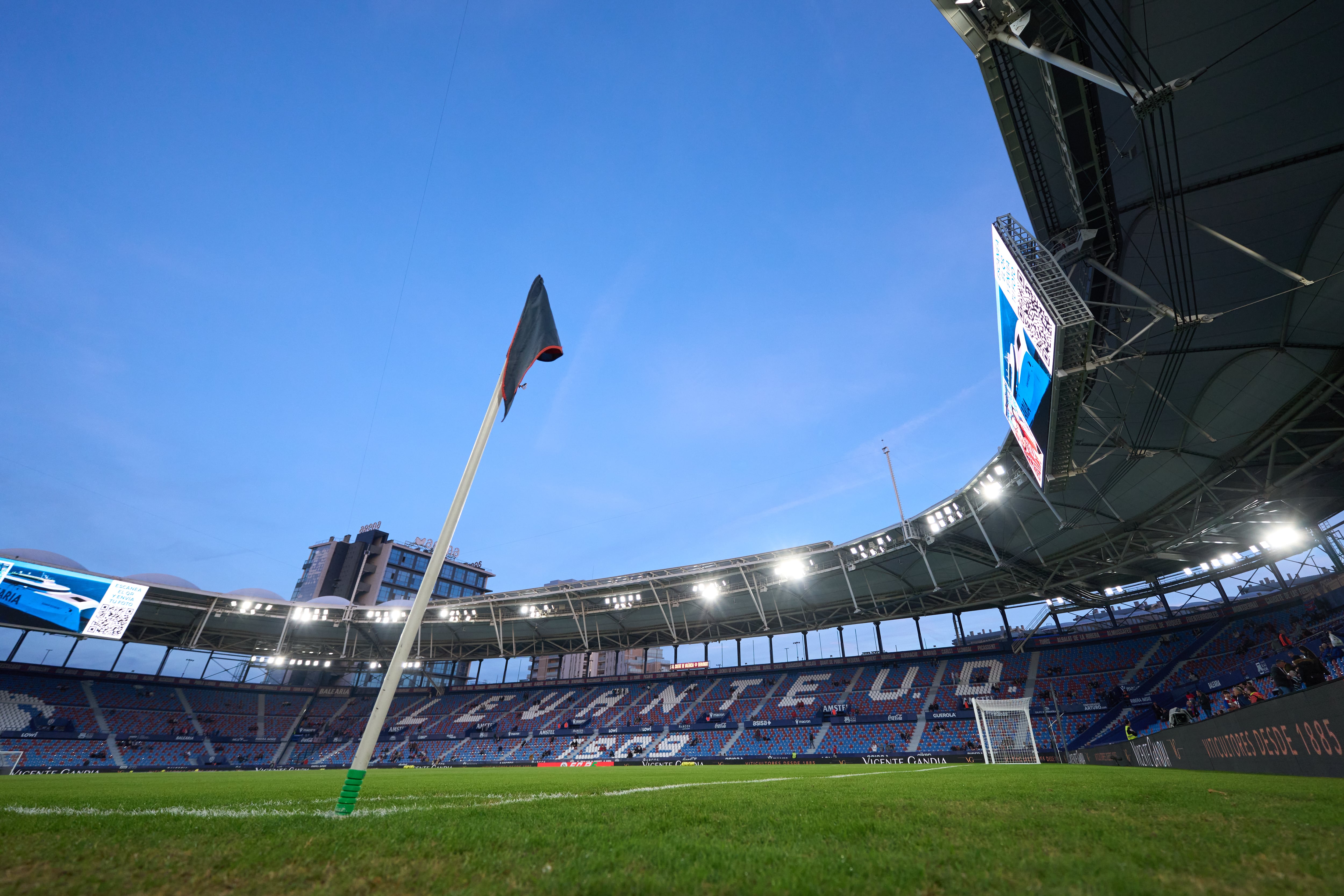 El Ciutat de Valencia, en los momentos momentos previos a un encuentro de Liga