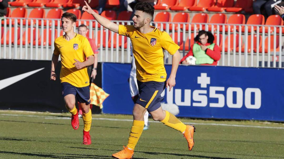 Alberto Salido en un encuentro del Atlético de Madrid. 