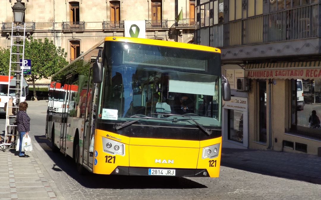 Los trabajadores de Autobuses Castillo no han recibido aún el pago de la última nómina 