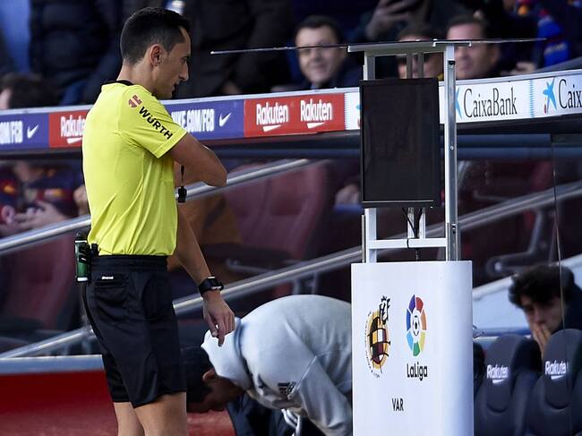 Sánchez Martínez, árbitro español