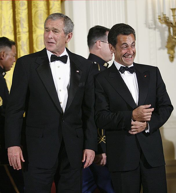 El presidente de Francia, Nicolas Sarkozy, y su homólogo estadounidense, George W. Bush.