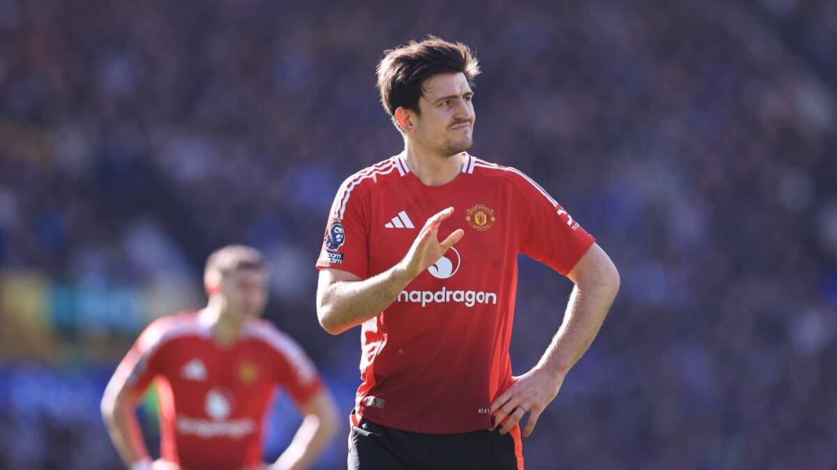 El United, a la deriva también en lo económico: reducción de costes, 200 despidos y 'sopa y pan' para los empleados