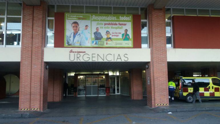 La puerta de urgencias del hospital Virgen de la Arrixaca, en una imagen de archivo