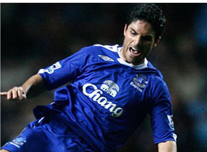 Arteta, en un partido con el Everton