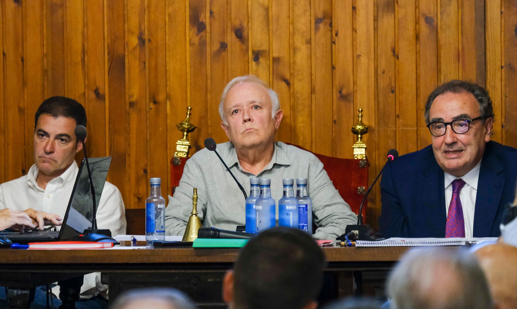 Juanjo Olcina, durante la exposición de la auditoria del economista Pepe Reig