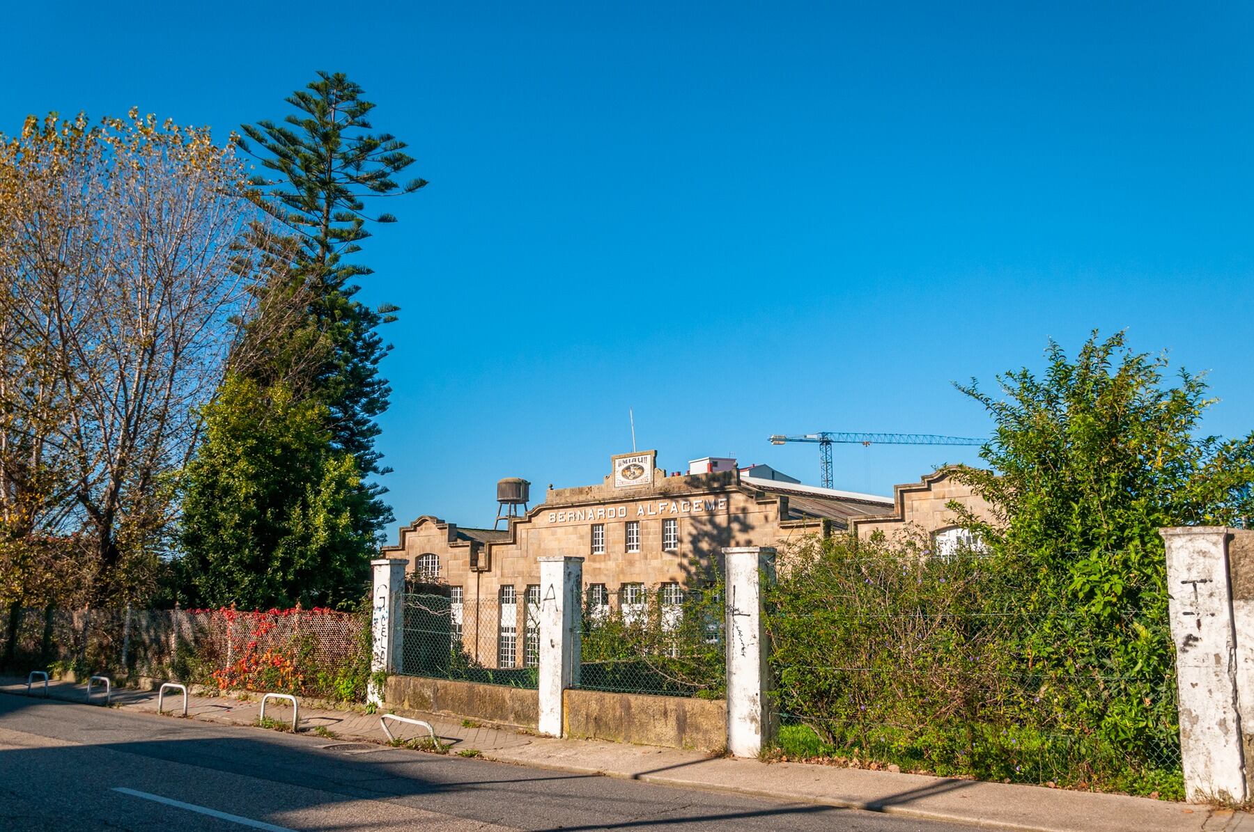 Antiguo edificio de la Fábrica de Conservas Alfageme en Vigo