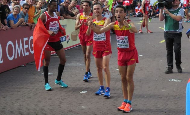 Jesús España en la media maratón del europeo de Ámsterdam en 2016