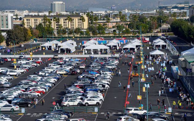 Aparcamiento de Disneyland, en California.