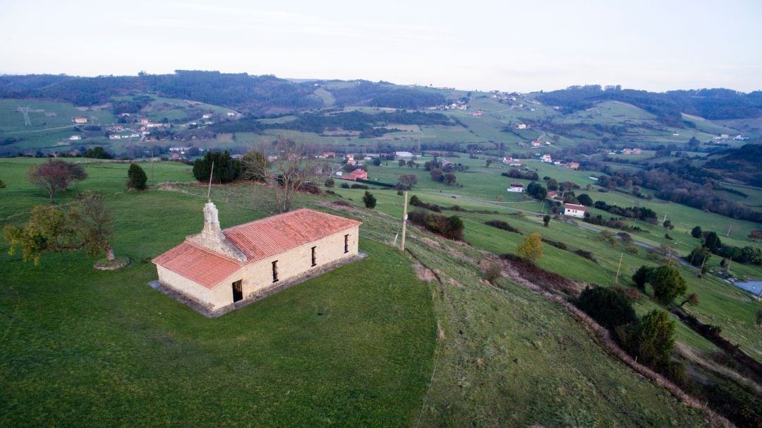 La ermita de San Justo y San Pastor, en la parroquia de Solís, en Corvera de Asturias