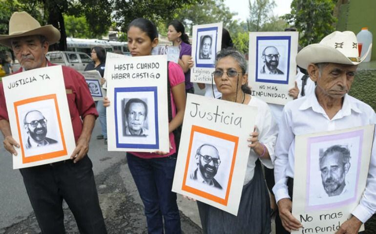 Organizaciones piden justicia por el caso Ellacuría en el Salvador