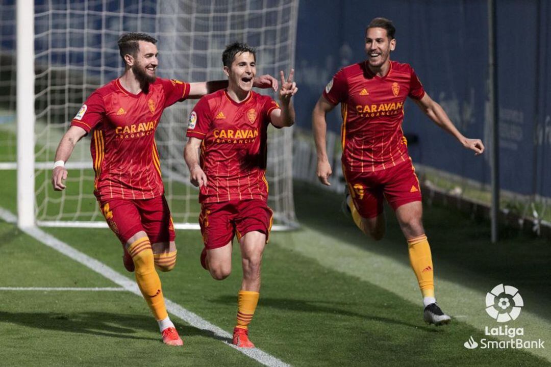 Tejero celebra su gol en el Fernando Torres