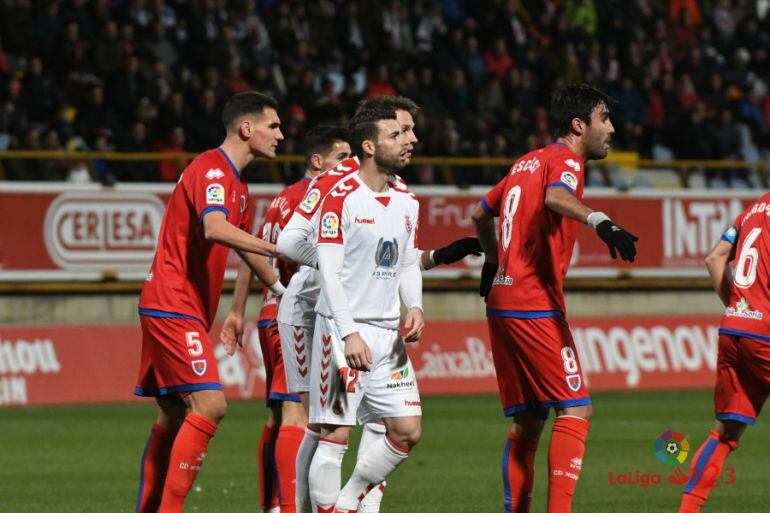 Rodri intentó en todo momento batir la portería del CD Numancia