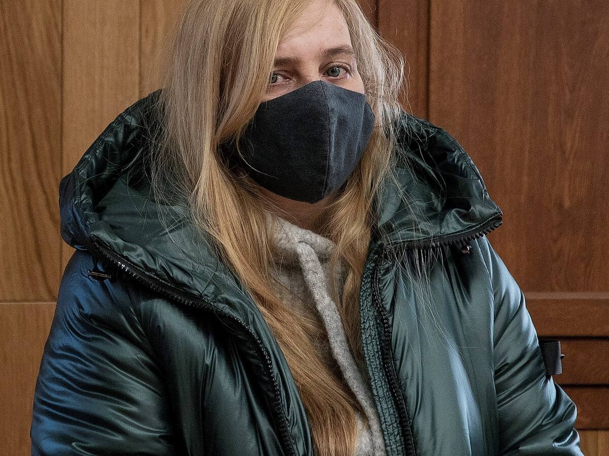 Gran despliegue policial para custodiar a Ana Sandamil hasta el juzgado