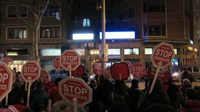 Concentración de rechazo a los desahucios