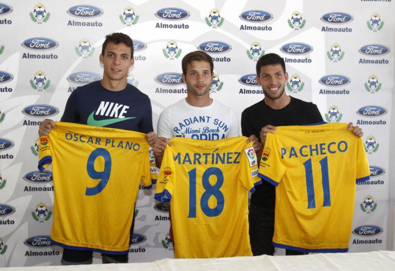 Martinez en su presentación con el Alcorcón